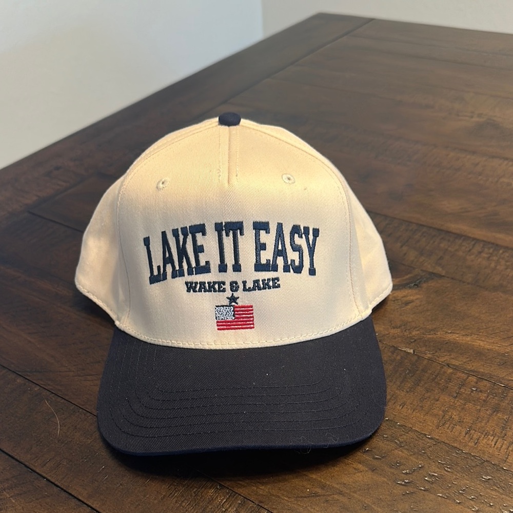 Lake It Easy Beige and Black Cap